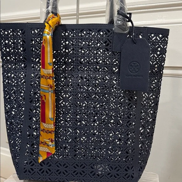 Tory Burch Bag Perforated Navy PVC Tote - Picture 3 of 14